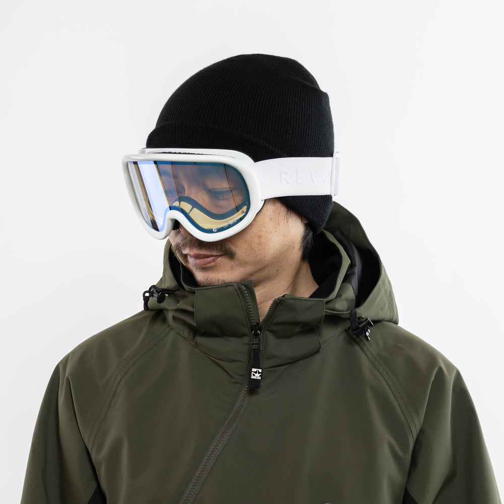 
                  
                    SUPER LIGHT FRAME White Gross x Matte
                  
                